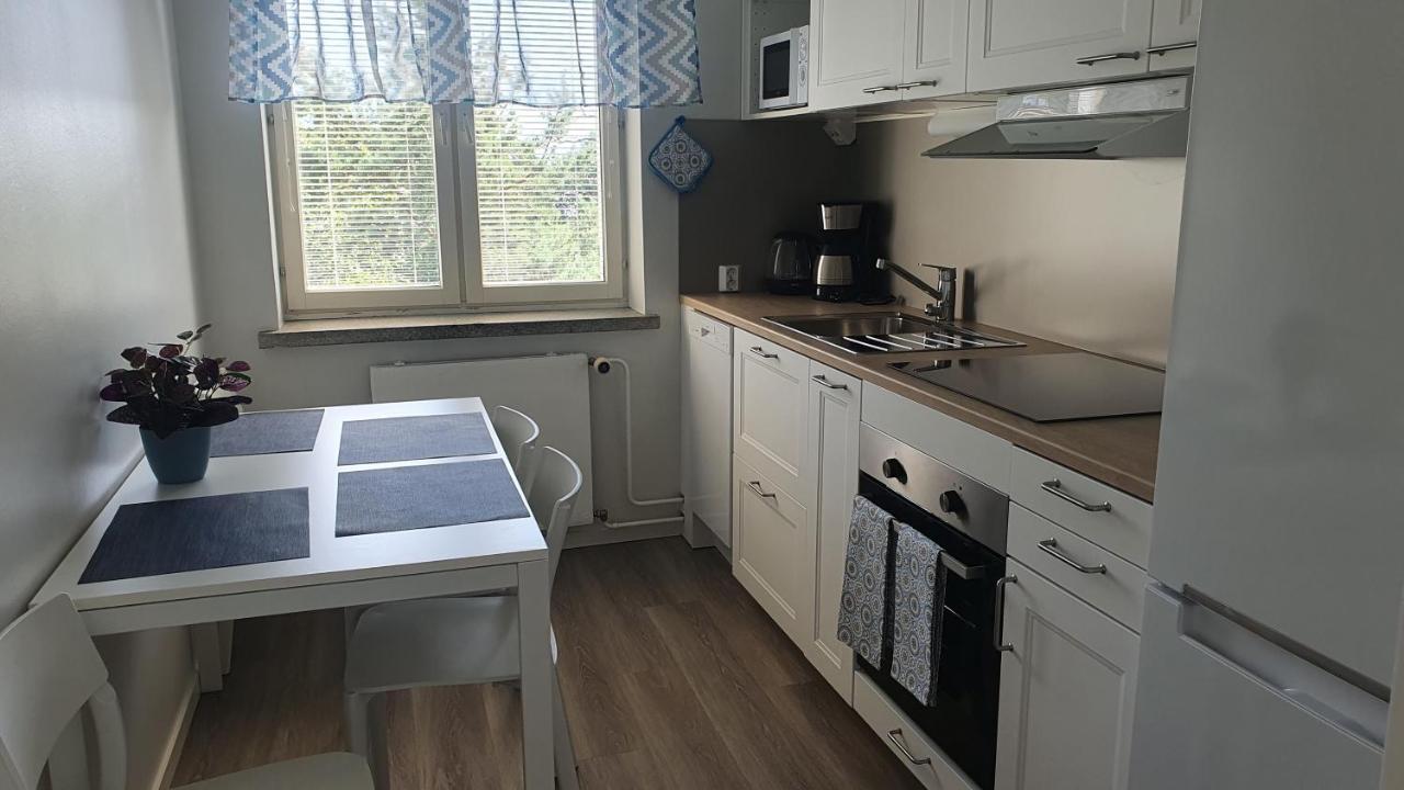 Gasthaus Vanha-Merivartioasema Kotka Exteriör bild