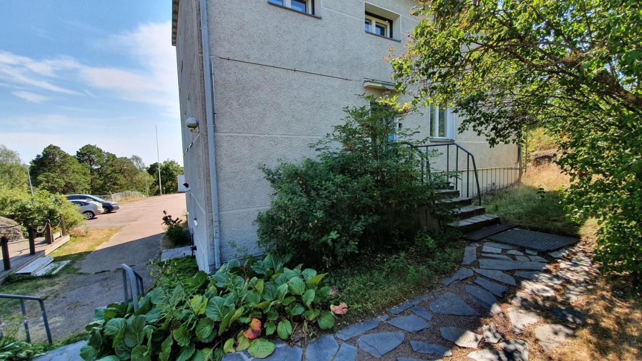 Gasthaus Vanha-Merivartioasema Kotka Exteriör bild