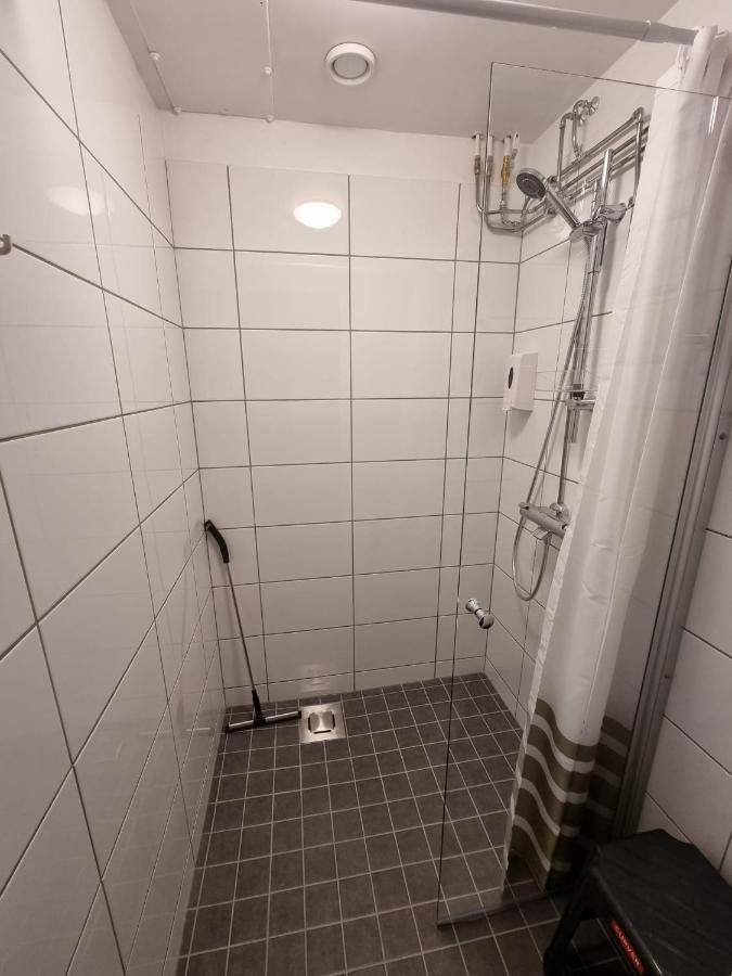 Gasthaus Vanha-Merivartioasema Kotka Exteriör bild