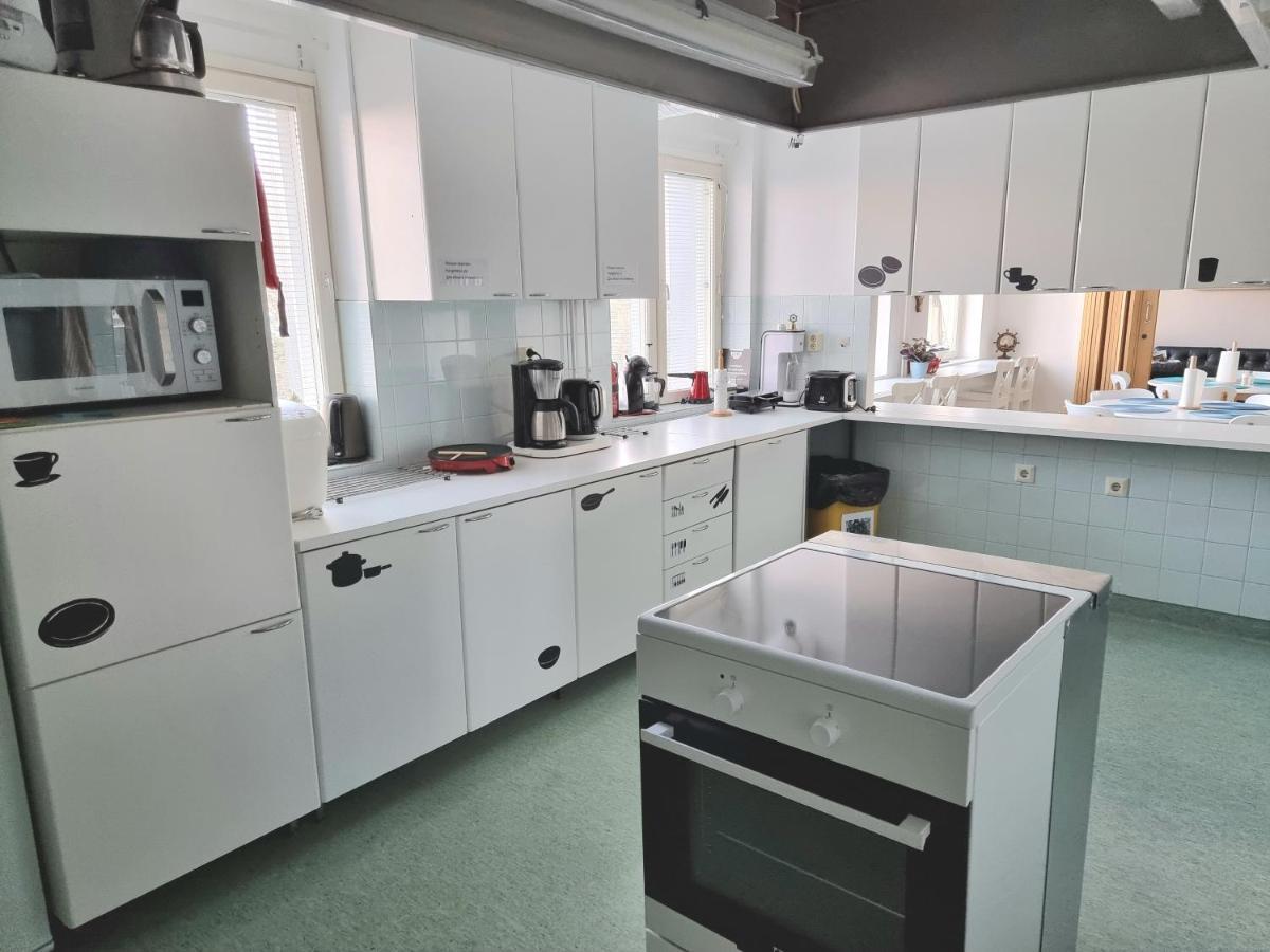 Gasthaus Vanha-Merivartioasema Kotka Exteriör bild