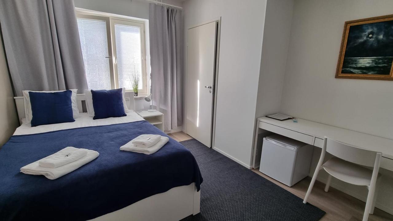 Gasthaus Vanha-Merivartioasema Kotka Exteriör bild